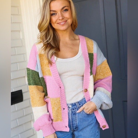 Checkered Patchwork Multi-Colored Knit Cardigan, Relaxed Fit, S & M - Picture 7 of 7